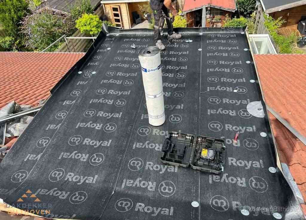 Dakrenovatie met Royal onderdak op plat dak in Bilthoven