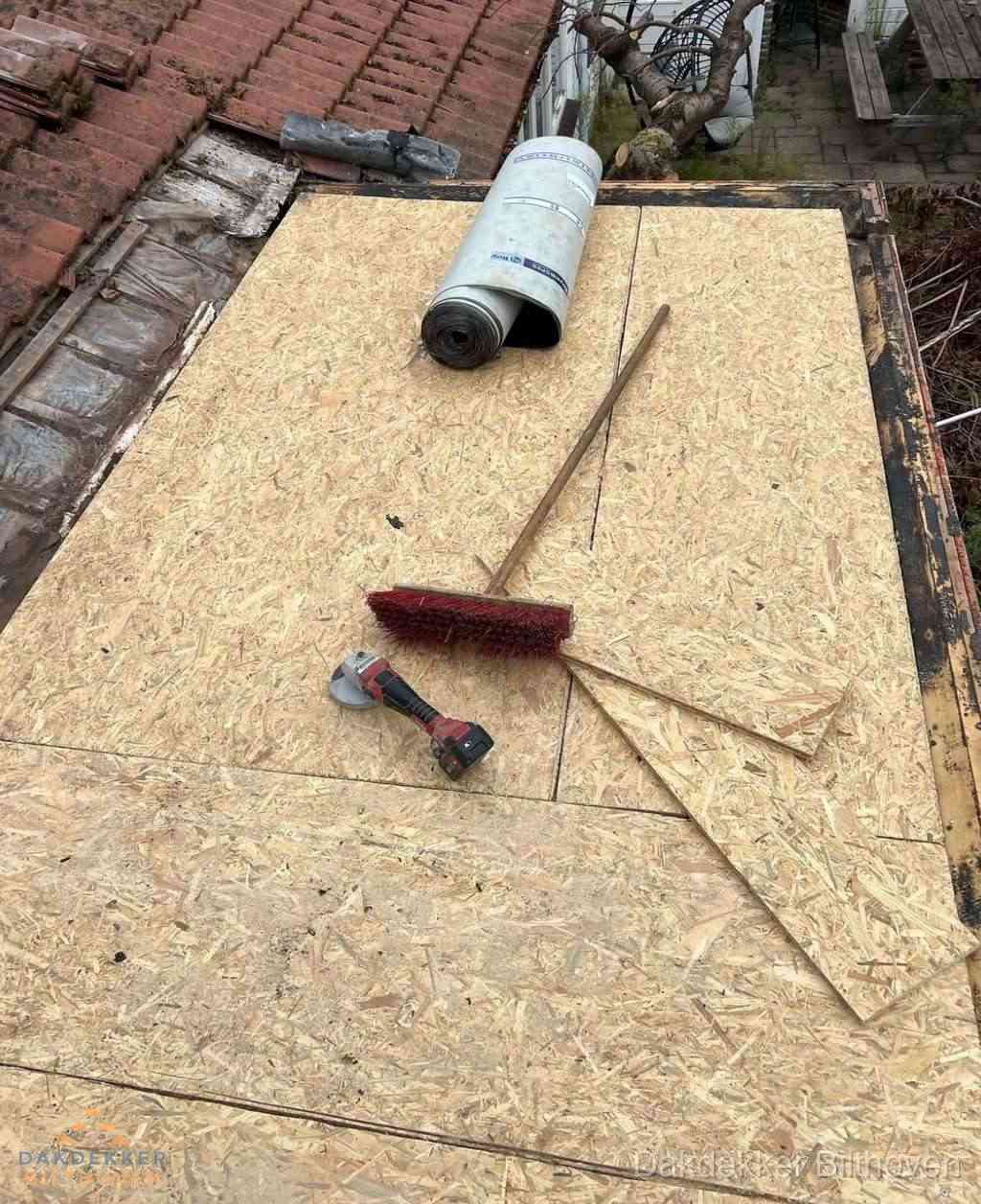 Dakrenovatie afgerond met nieuwe bitumen dakbedekking in Bilthoven