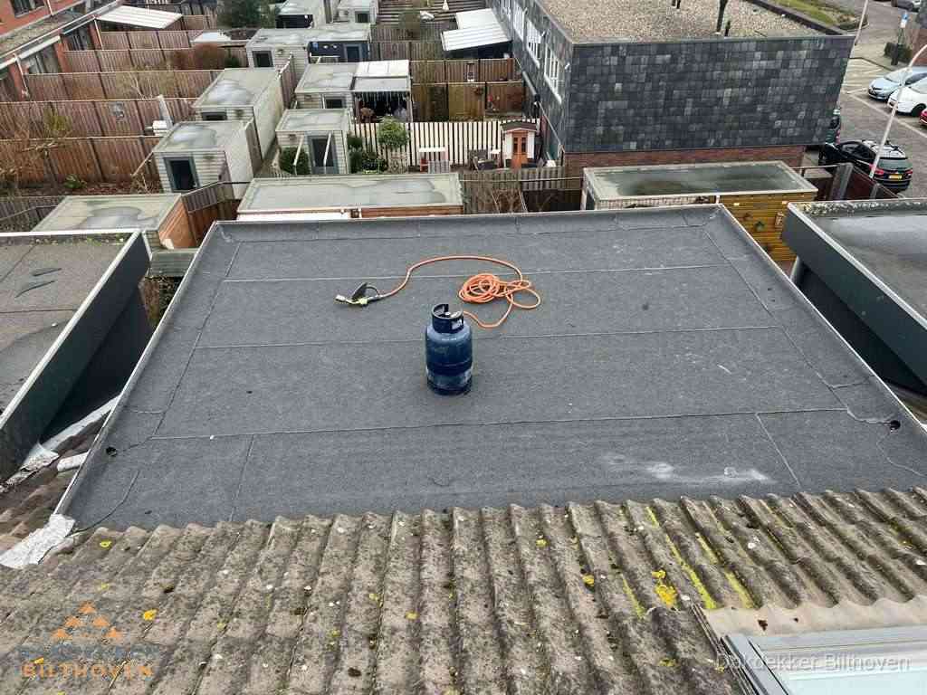Dakreparatie plat dak met bitumen in Bilthoven