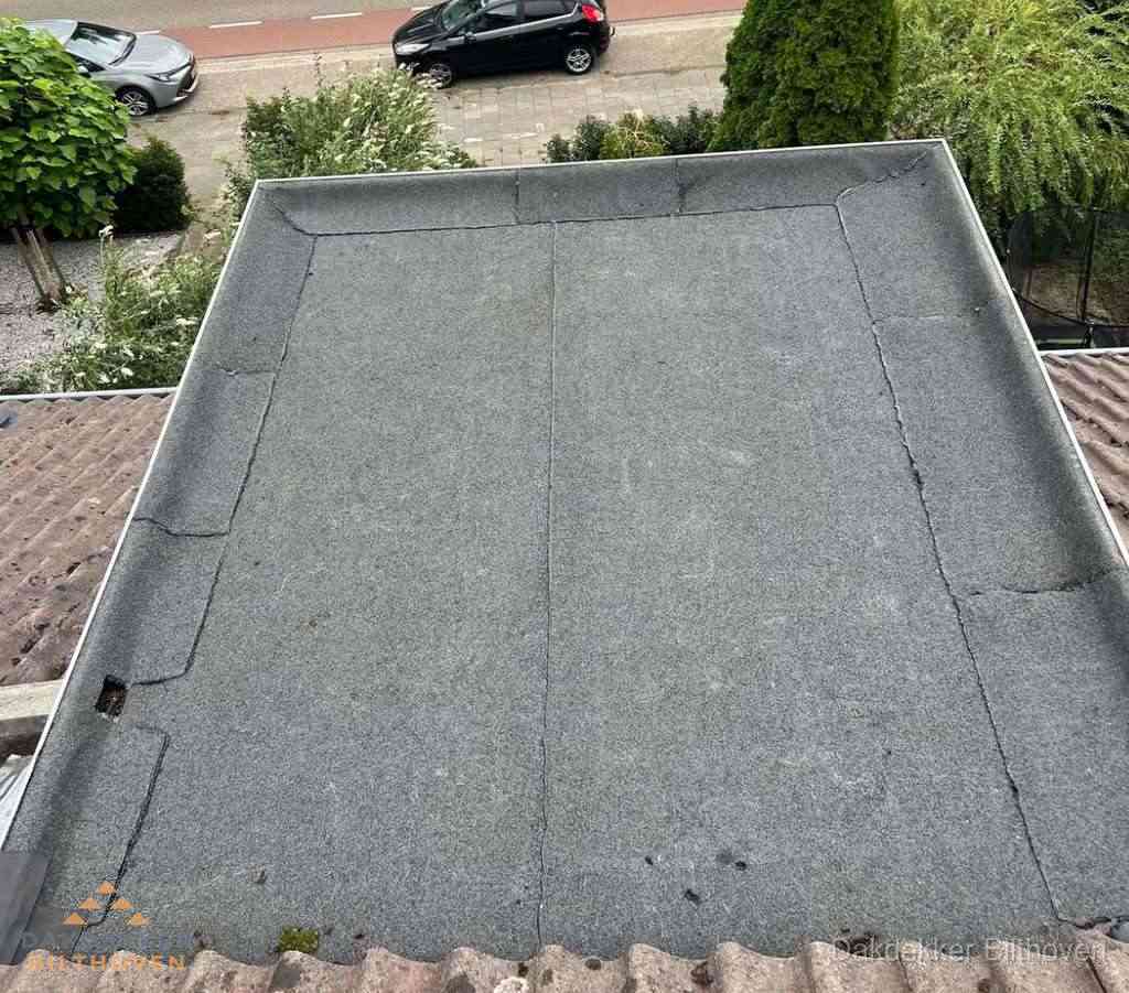 Dakbedekking schuur met bitumen in Bilthoven